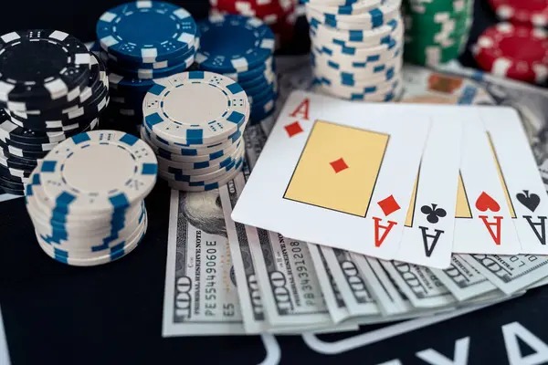 rp33 platform interface showing live blackjack table and sportsbook menu on mobile phone