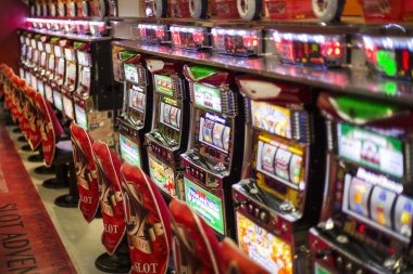rp33 live casino blackjack table on mobile screen